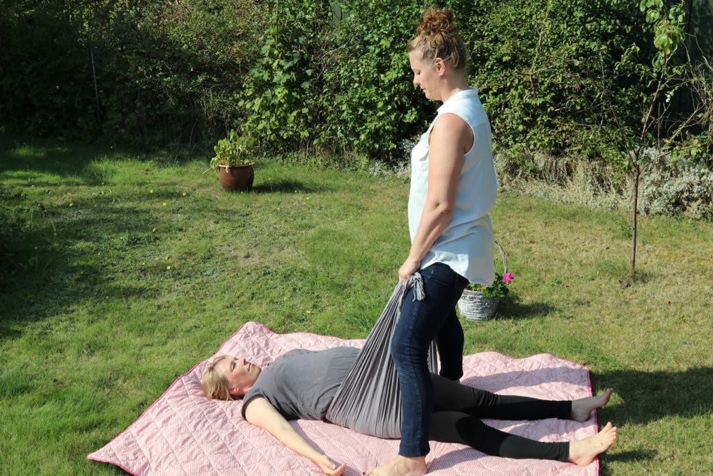 Rebozo øvelse 3 "ryste bækken" Rebozo øvelse #3d